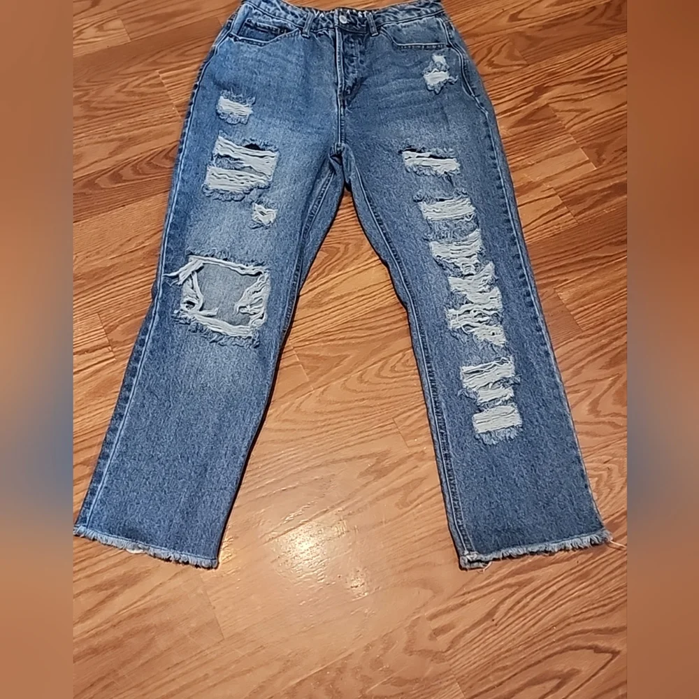 Vanilla star high waisted distressed jeans size 7 90s boyfriend festival